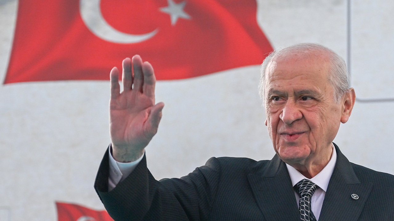 MHP lideri Devlet Bahçeli Hatay’da; ‘Koalisyon hükümeti olsa altından kalkamazdı’