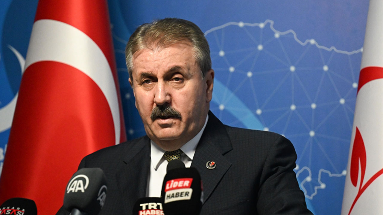 Mustafa Destici’den KKTC’deki BM Barış Gücü’nün tavrına tepki