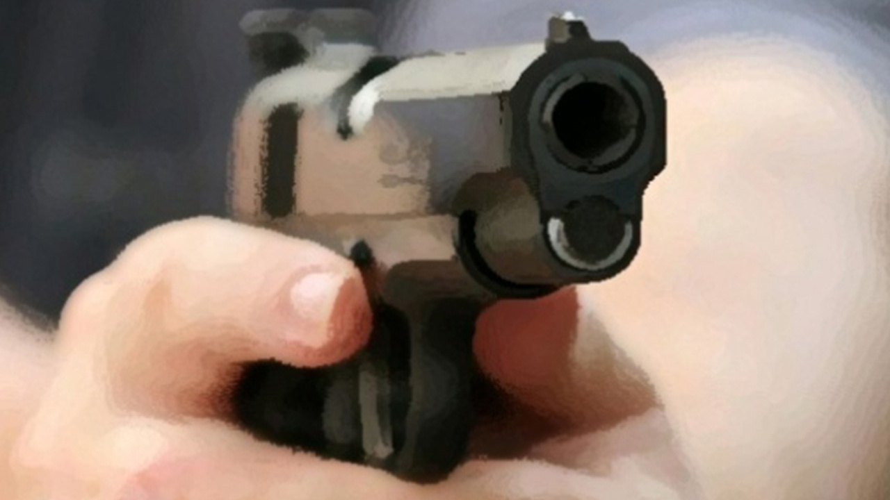 8. sınıf öğrencisi ortalığı kan gölüne çevirdi! 2 ölü, 5 yaralı