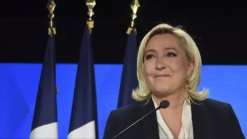 Fransa’da Marine Le Pen, 2027 cumhurbaşkanı seçimleri için aday olacak!