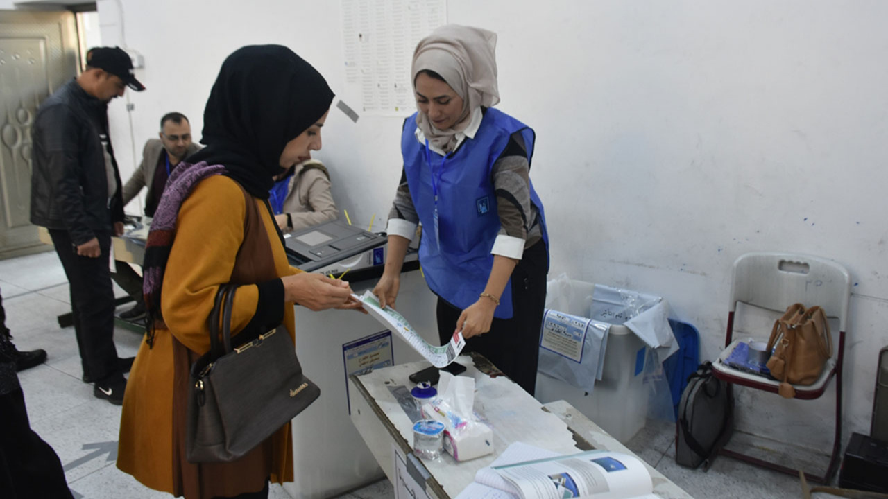 Kerkük’te halk 18 yıl sonra yerel seçimler için sandık başında