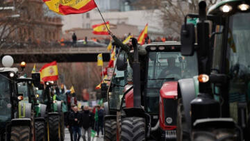 Fransa’dan sonra İspanya’da da çiftçiler protestolara başladı