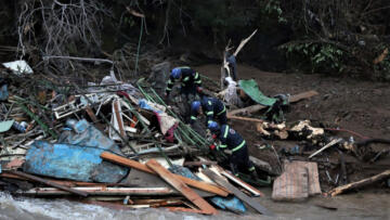 Gürcistan’da toprak kaymaları sonucu 5 kişi öldü