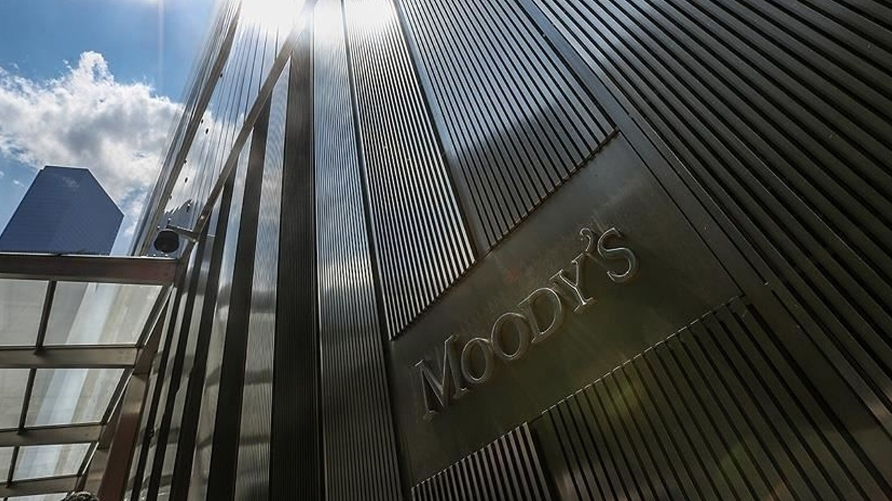 Moody’s 5 İsrail bankasının notunu düşürdü