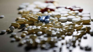 Aile hekimlerinin raporlu reçete edebildiği ilaç sayısı yükseldi! Bakan Vedat Işıkhan’dan açıklama