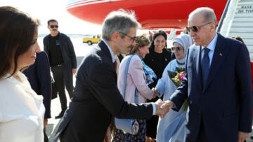 Cumhurbaşkanı Erdoğan Hükümetler Arası Zirve için İspanya’da