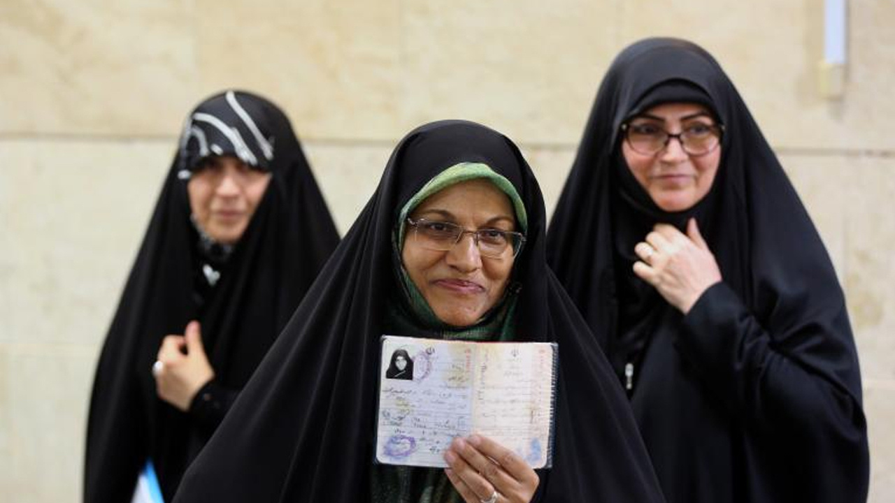 İran’da eski milletvekili Elahiyan, cumhurbaşkanı adaylığı için başvurdu