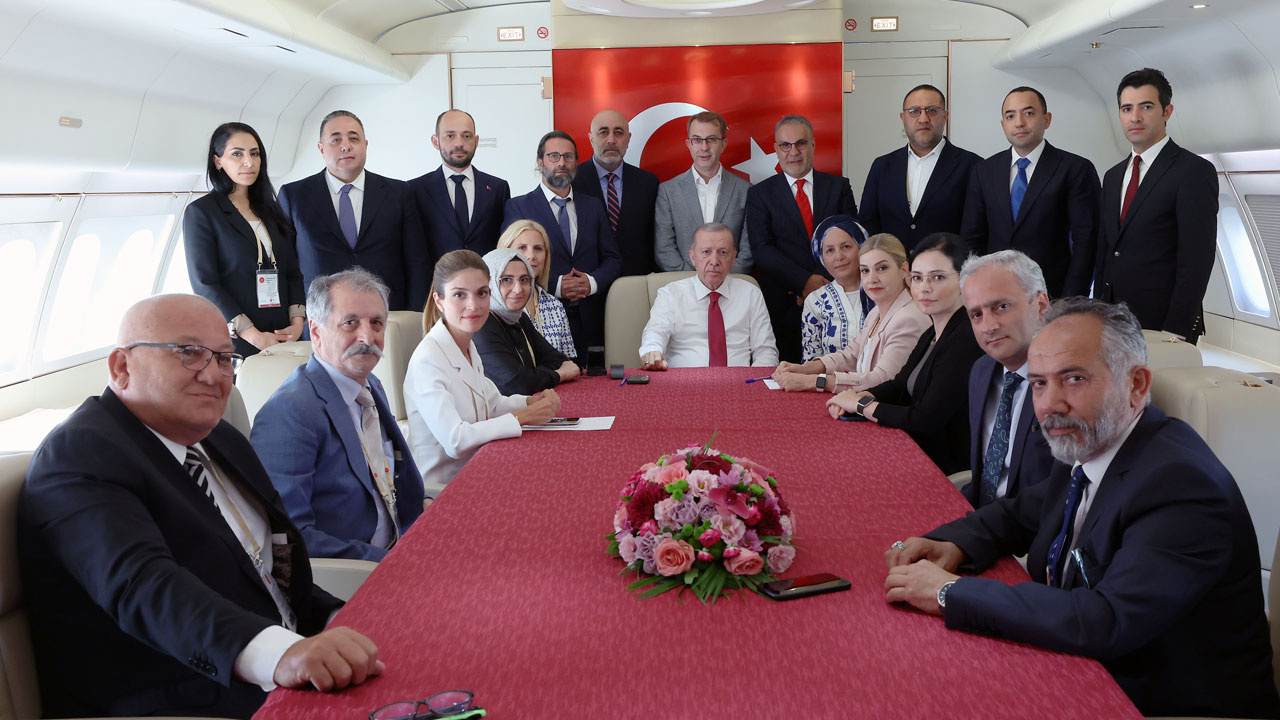 Cumhurbaşkanı Erdoğan’dan KKTC dönüşü önemli mesajlar