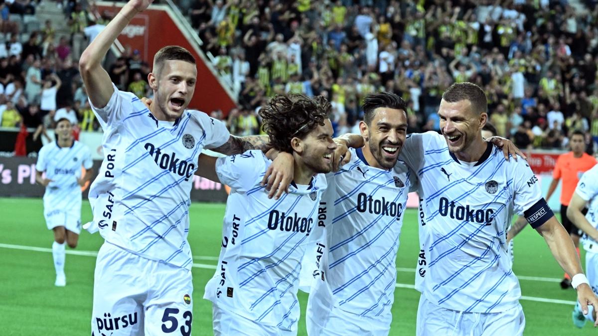 Devler Ligi aşkına
