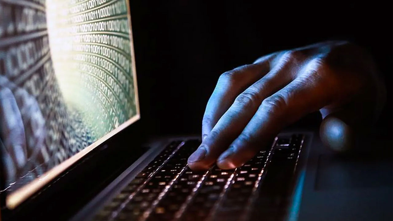 Dünya genelinde dev firmaların yazılım sistemleri çöktü havayolları, televizyonlar, bankalar, hastaneler…