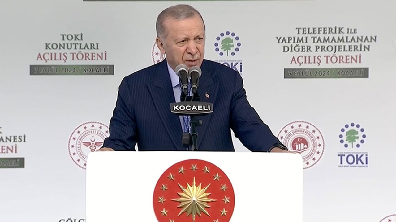 Cumhurbaşkanı Erdoğan’dan İzmir körfezindeki kirlilikle ilgili CHP’li belediyeye tepki