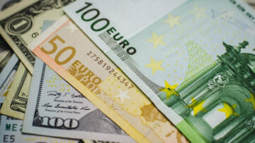 Dolar ve Euro haftaya nasıl başladı? İlk rakamlar…
