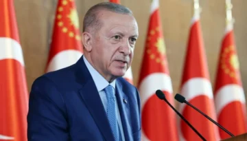 Erdoğan’dan teğmenlerin kılıçlı yeminine ilk yorum: Bu kılıçları kime çekiyorsun? Temizlenmesi için çalışma yapıyoruz