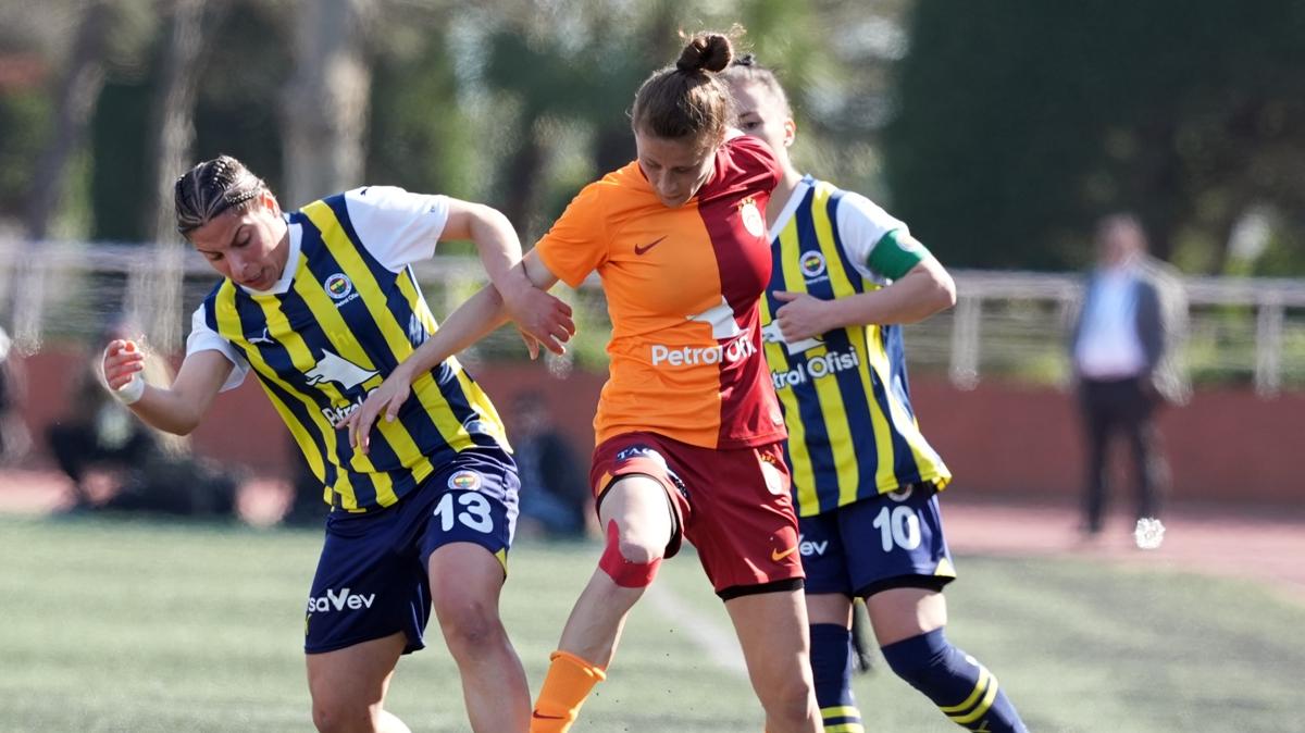 Kadın Futbol Süper Ligi’nde derbi heyecanı