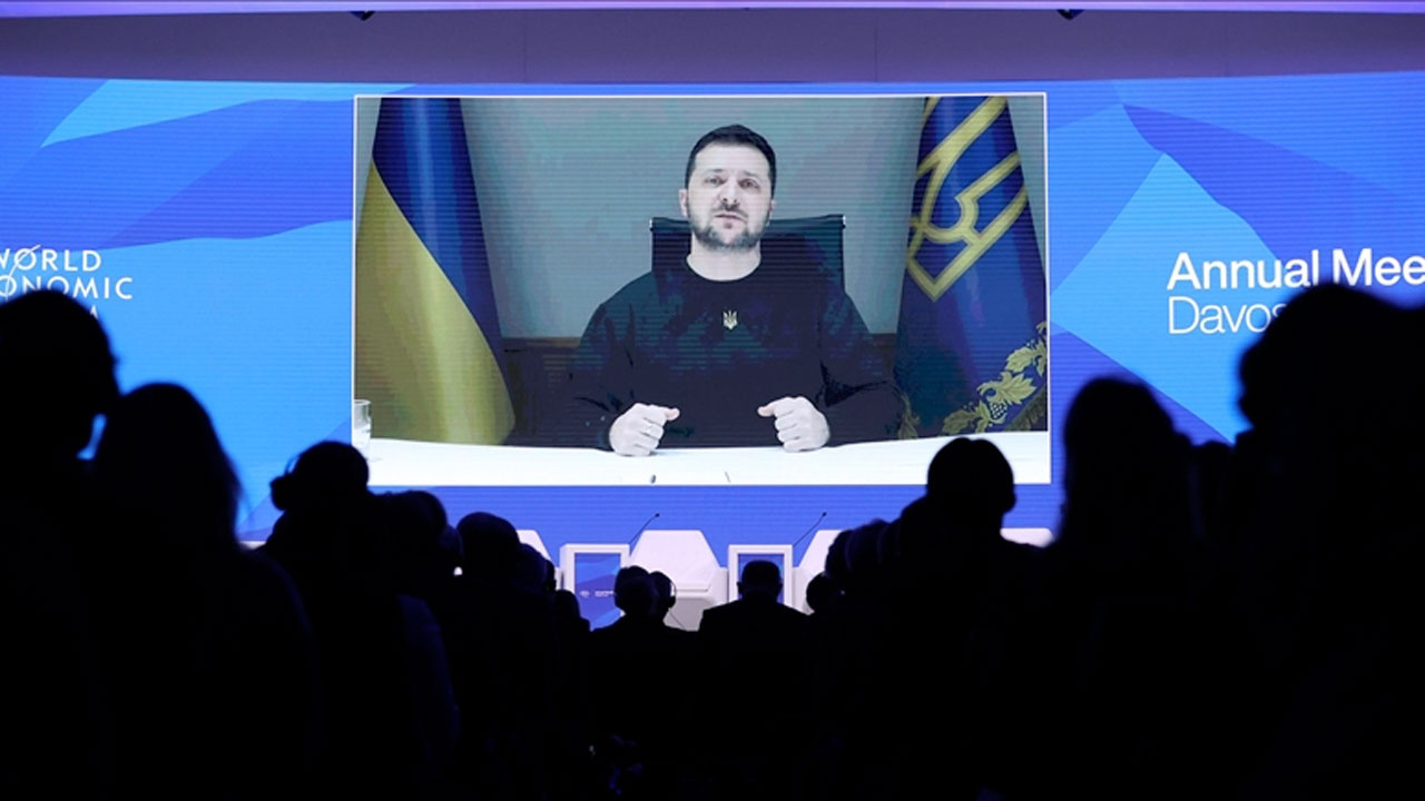 Zelenski’den Rusya-Ukrayna Savaşı’nı ‘hızlıca’ bitirebileceği iddiasıyla ilgili açıklama