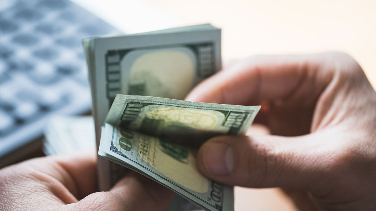 ABD Merkez Bankası (Fed), politika faizini 25 baz puan düşürdü