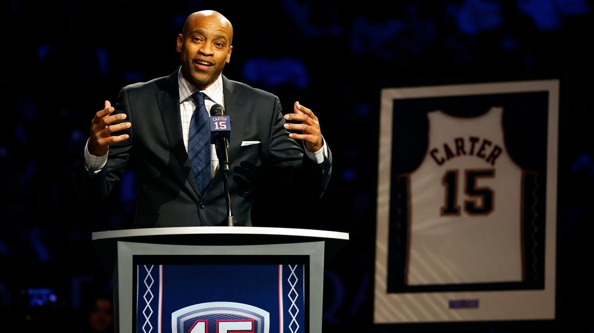 Brooklyn Nets, Vince Carter’ın 15 numaralı formasını emekli etti