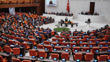 2025 yılı milletvekili ve emekli vekil maaşları belli oldu