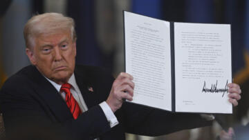 Trump, Eğitim Bakanlığı’nın kapatılmasına yönelik başkanlık kararnamesini imzaladı