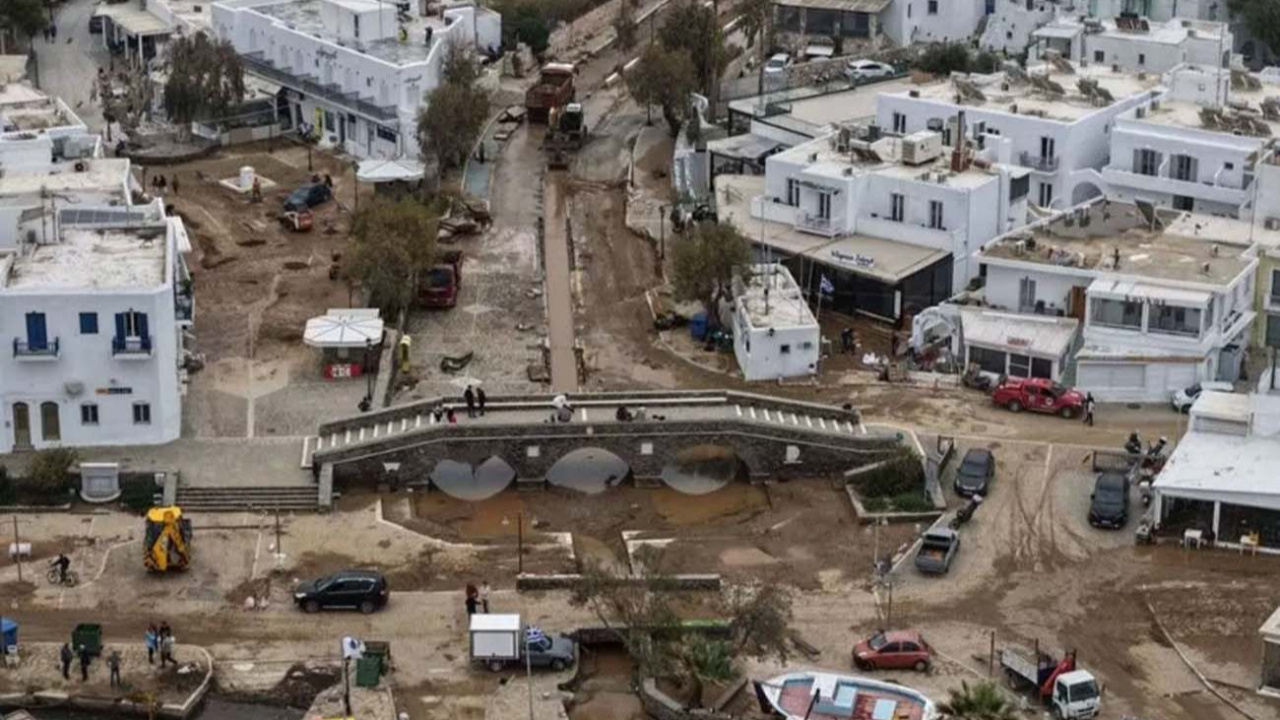 Yunanistan’da şiddetli yağış: Sel ve dolu hayatı felç etti