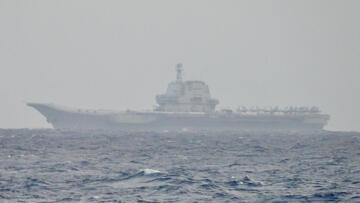 Çin Tayvan’ı hava araçları ve savaş gemileriyle sıkıştırıyor