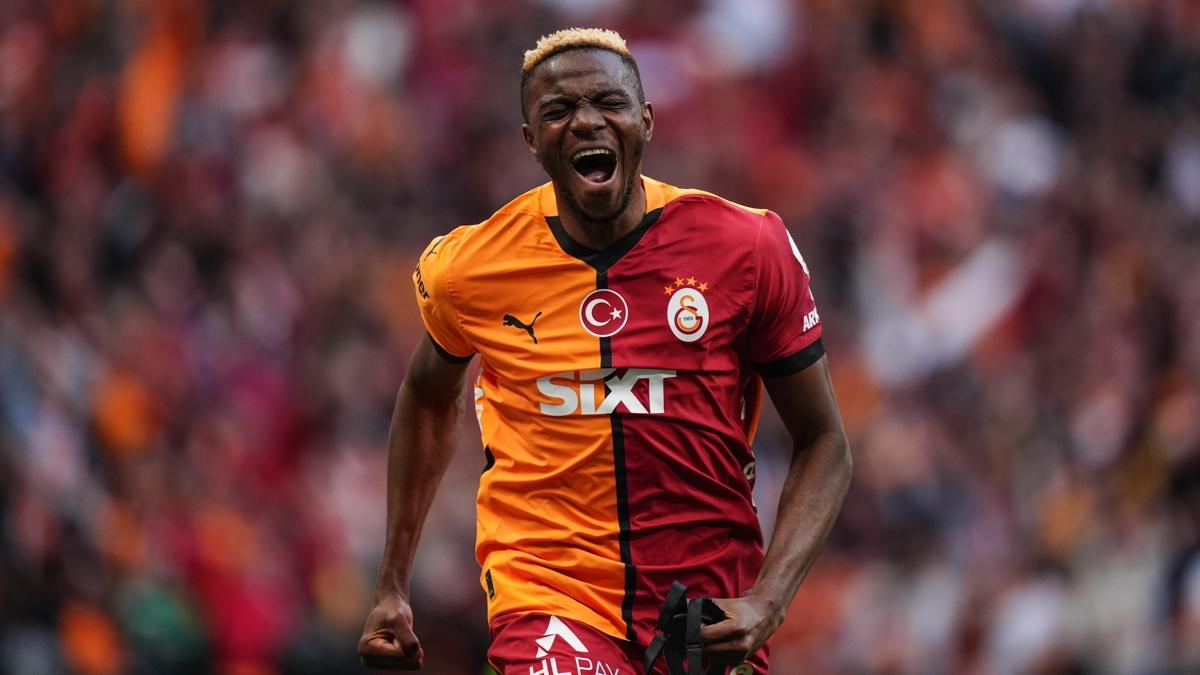 Juventus Osimhen’de ısrarcı