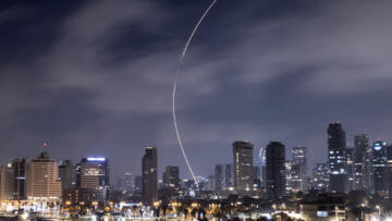 İran ordusu, İsrail’in Tel Aviv’deki bir bölgesine yönelik tahliye uyarısı yayımladı