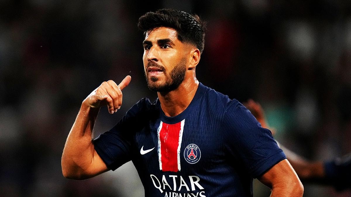 Asensio uçağı bekliyor