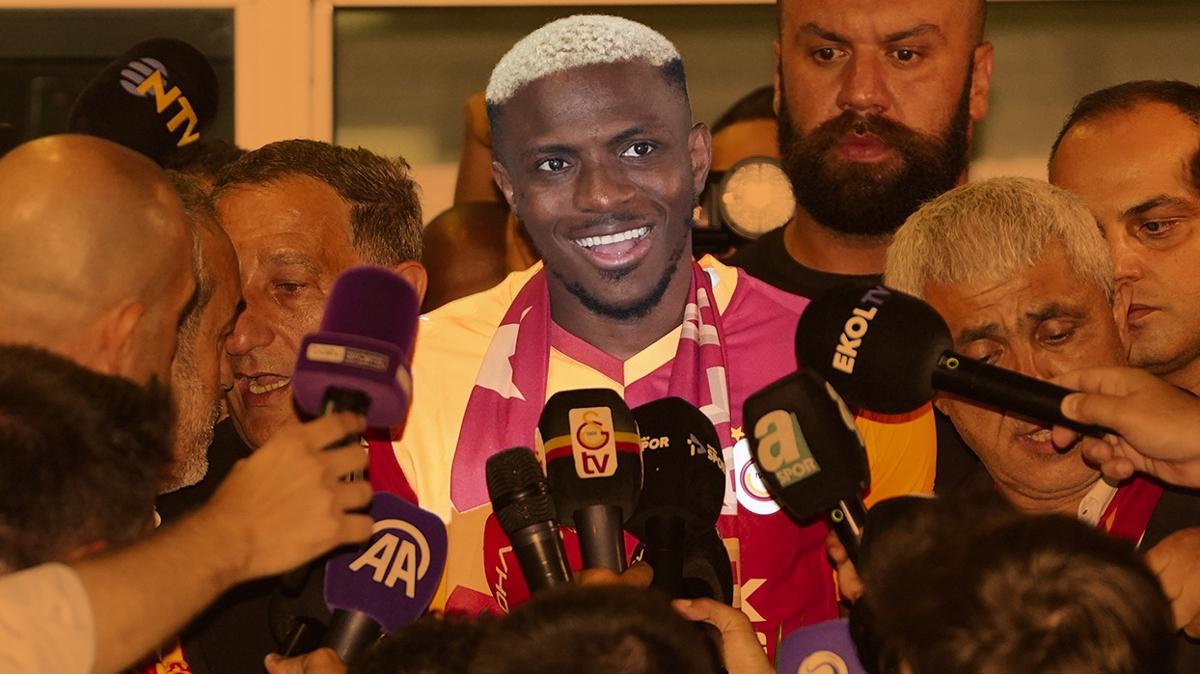 Dünya Victor Osimhen’i konuşuyor! ‘İstanbul’da büyük hayaller kuruluyor‘