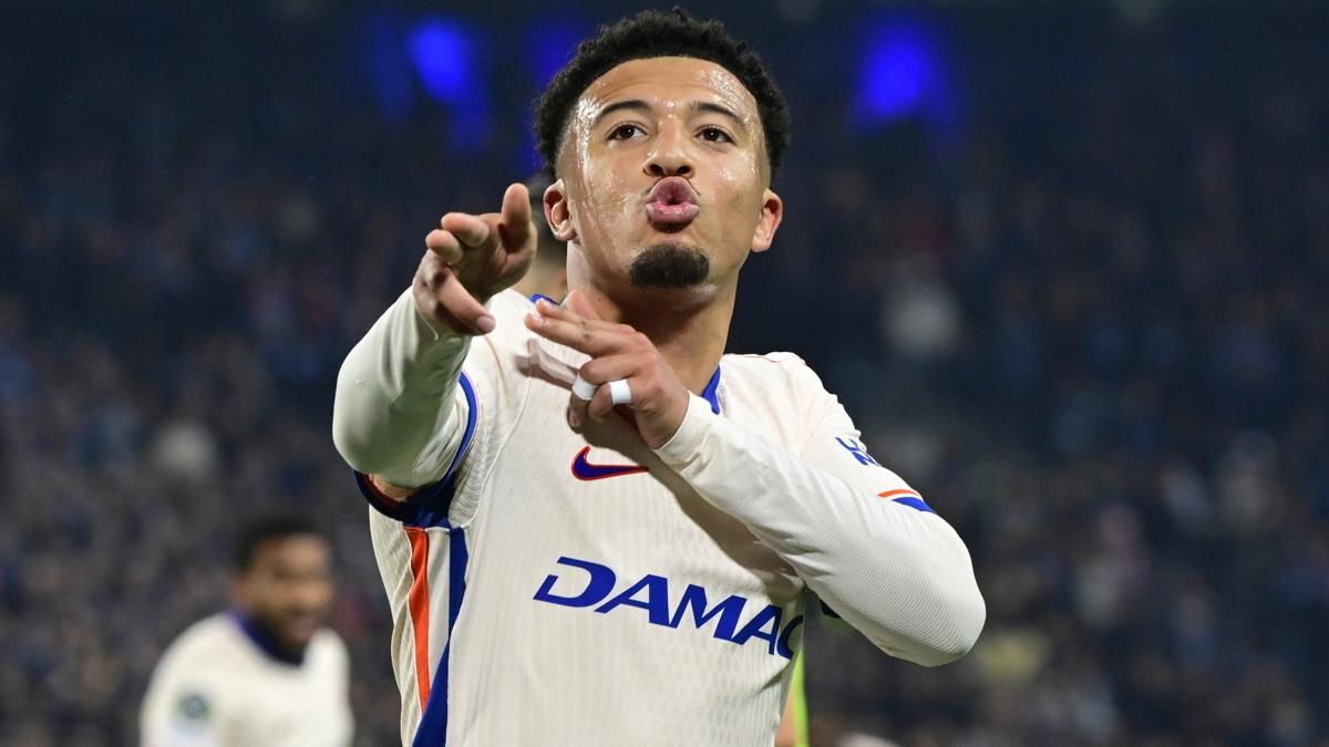 Fenerbahçe devreden çıktı! Jadon Sancho adım adım Juve’ye