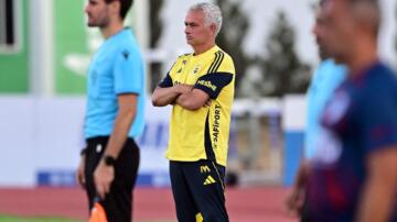 Jose Mourinho’dan transfer vurgusu! ‘15 gün sonra maçımız var…‘