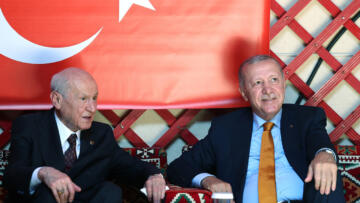 Devlet Bahçeli’nin Cumhurbaşkanı Erdoğan’a dinlettiği 2 türkü belli oldu