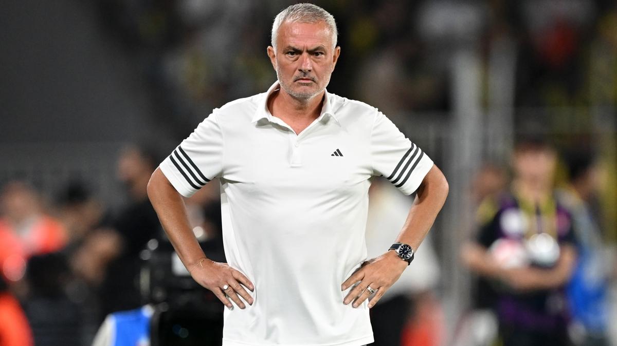 Fenerbahçe’den açıklama! Jose Mourinho ile yollar resmen ayrıldı