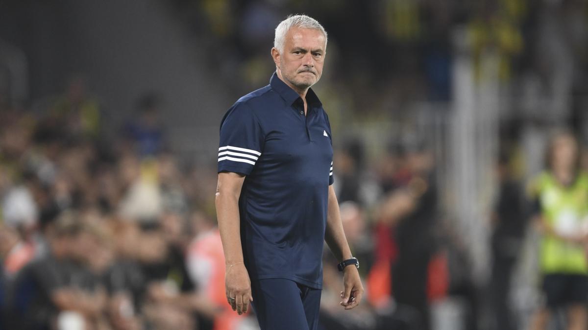 Mourinho’dan galibiyet yorumu: Geriye düşmemize rağmen takım inancını korudu