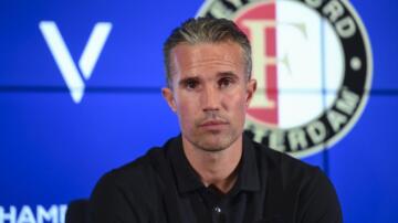 Robin van Persie: Fenerbahçe benim için özeldir