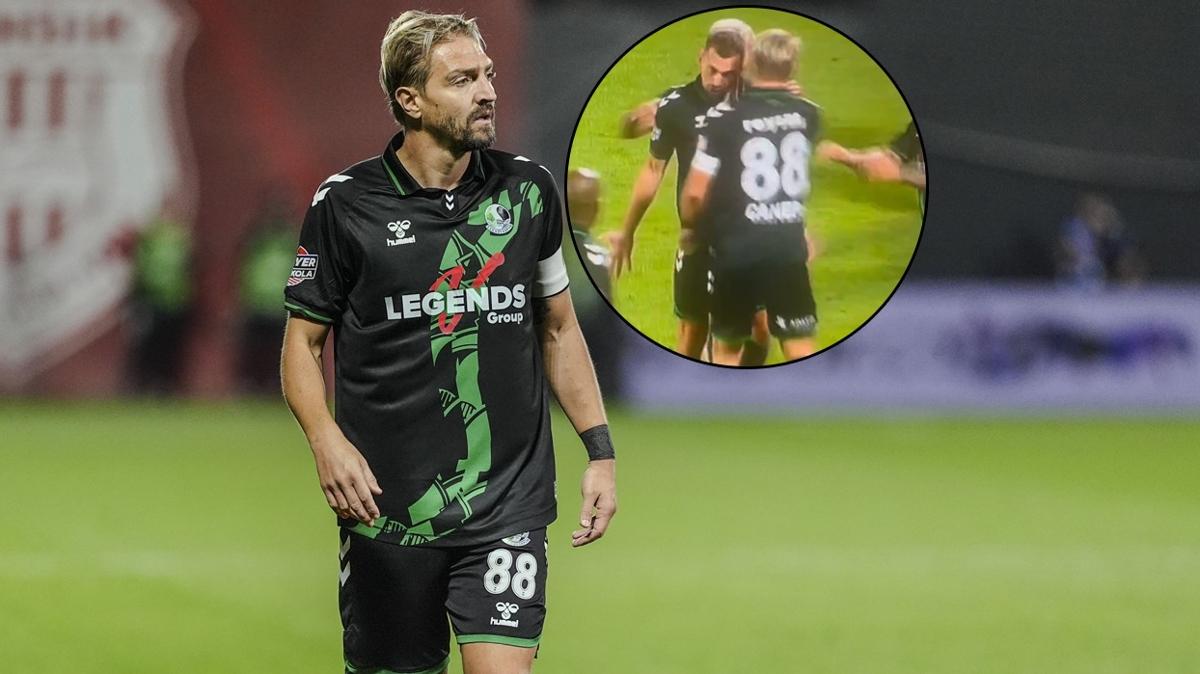 Caner Erkin kırmızı kart gördü! Takım arkadaşına tokat attı