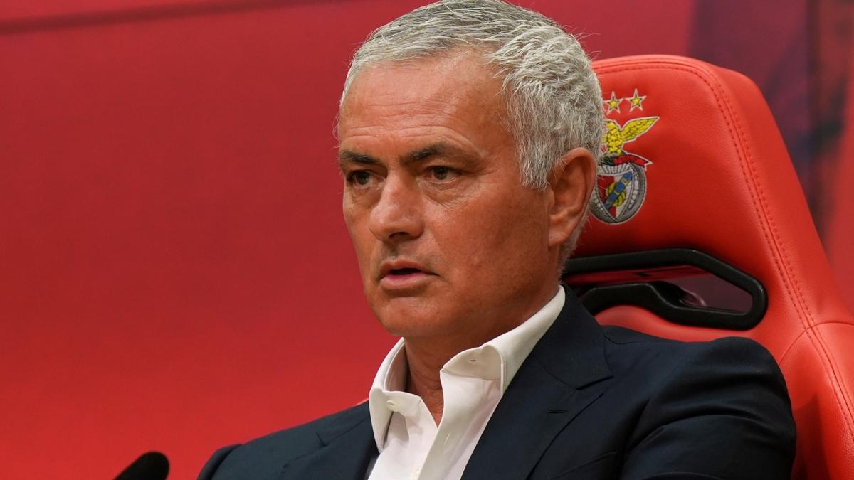 Jose Mourinho’dan maç sonu olay sözler! ‘Takım şu anda kimliksiz‘