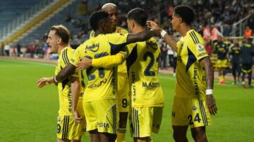 Fenerbahçe, Samsun deplasmanında! İşte eksikler ve muhtemel 11’ler…