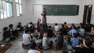 Gazze’de okullar yeniden açıldı