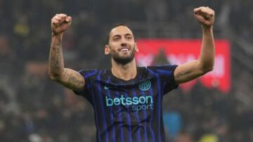Maça damga vurdu! Hakan Çalhanoğlu’dan duble