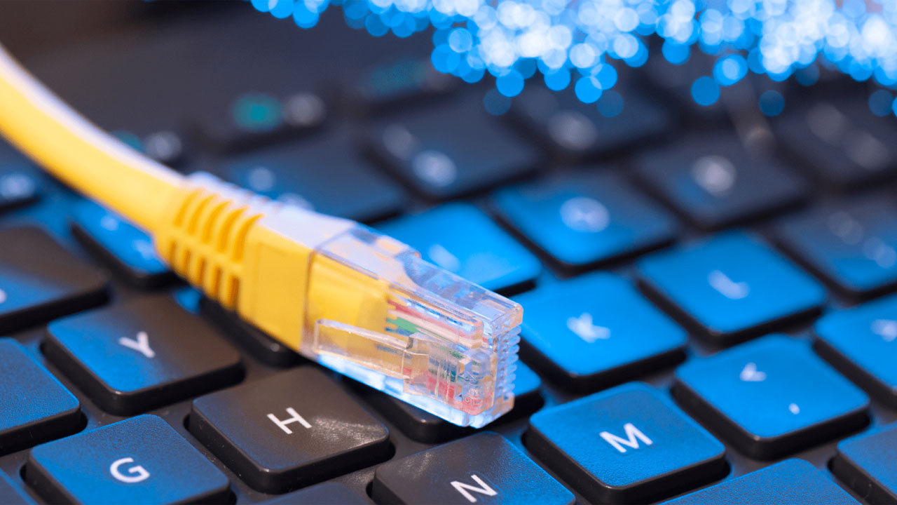 Dünya genelindeki birçok web sitesi erişim sorunları yaşadı
