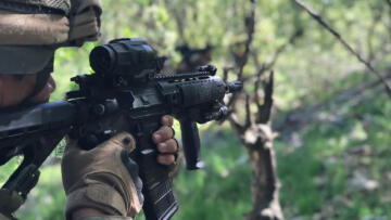 Suriye ordusu ile terör örgütü YPG/SDG arasında Tişrin Barajı çevresinde çatışmalar şiddetlendi