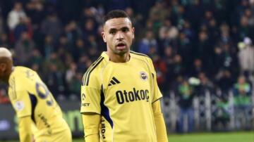 Takım arkadaşlarıyla vedalaştı! Fenerbahçe’de Youssef En-Nesyri defteri kapandı