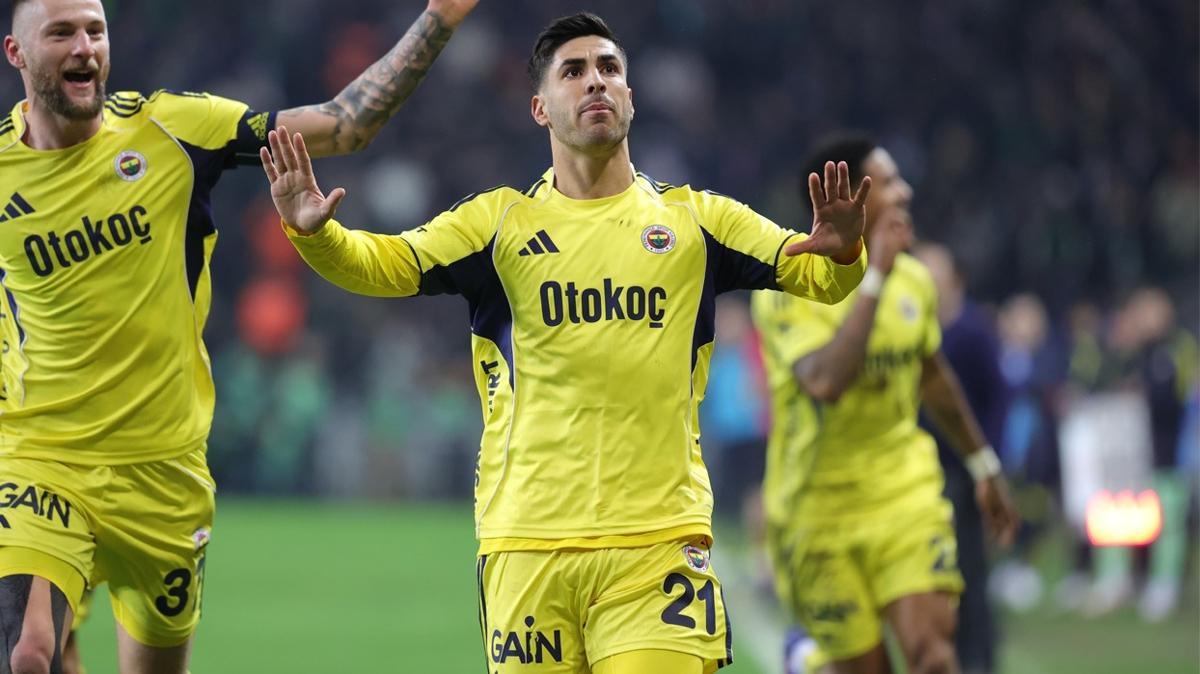 Zorlu deplasmanda hata yapmadı! Fenerbahçe, Kocaelispor’u 2 golle geçti