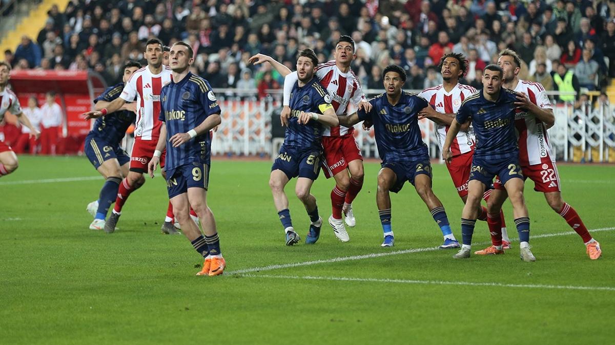 Antalya’dan çıkamadı! Fenerbahçe’den üst üste ikinci puan kaybı