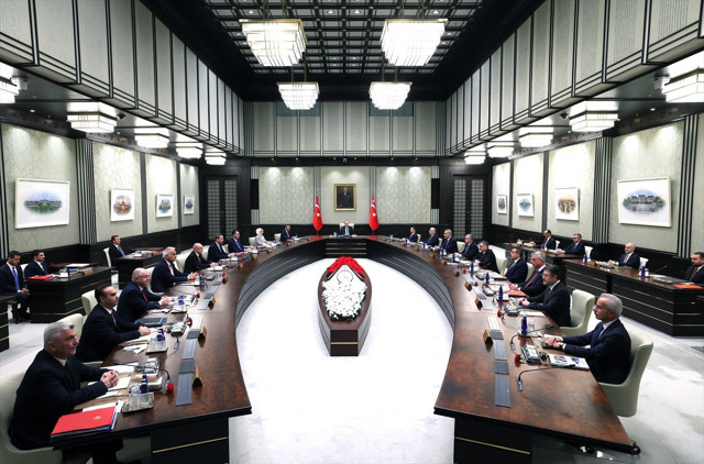 Cumhurbaşkanlığı Kabinesi toplandı! Masada kritik konular var - Resim: 0