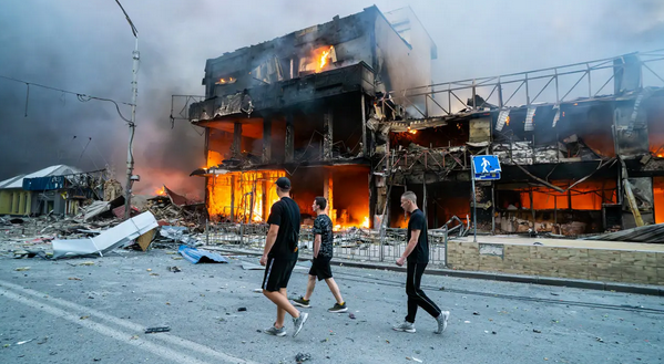 Rusya Kiev'i balistik füzelerle vurdu! Ölü ve yaralılar var - Resim: 0