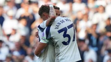 Tottenham, Everton’ı yendi ve ligde kalmayı başardı