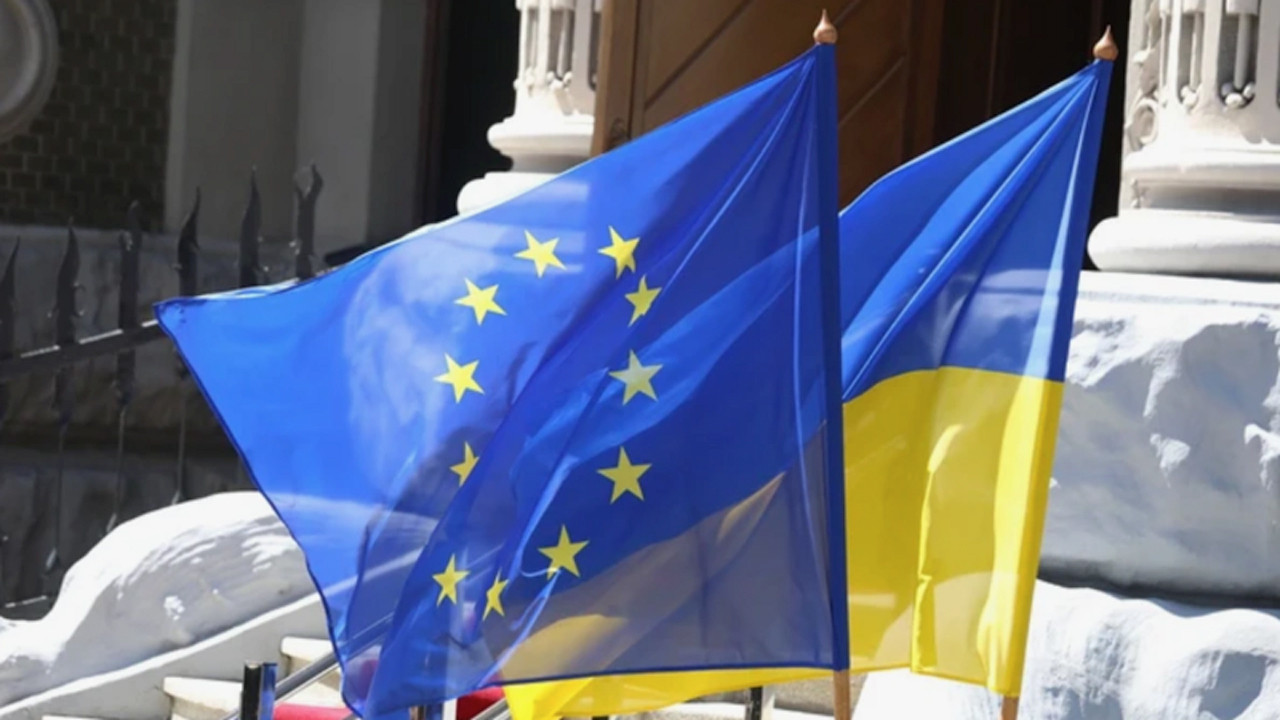 AB, Ukrayna’ya sağlanacak 90 milyar avroluk desteğin ilk ödemesini gerçekleştirdi