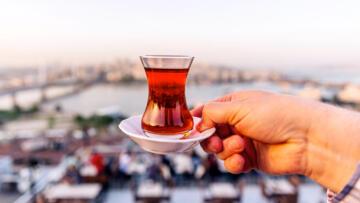 Poşet çay tüketenler yandı! Parçacıkları hücre çekirdeğine kadar ulaşıyor